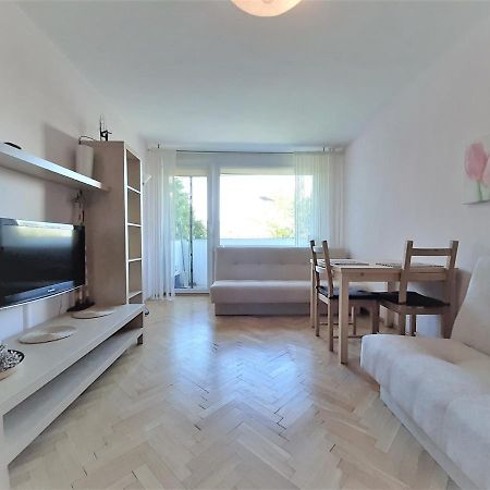 Your Best Apartment Kolobrzeska Гданск Екстериор снимка