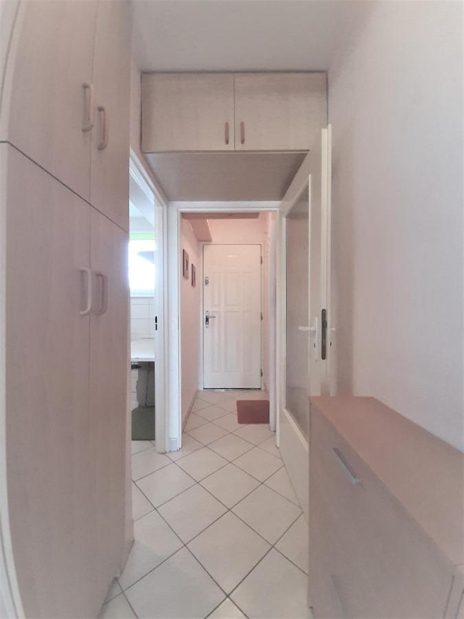 Your Best Apartment Kolobrzeska Гданск Екстериор снимка